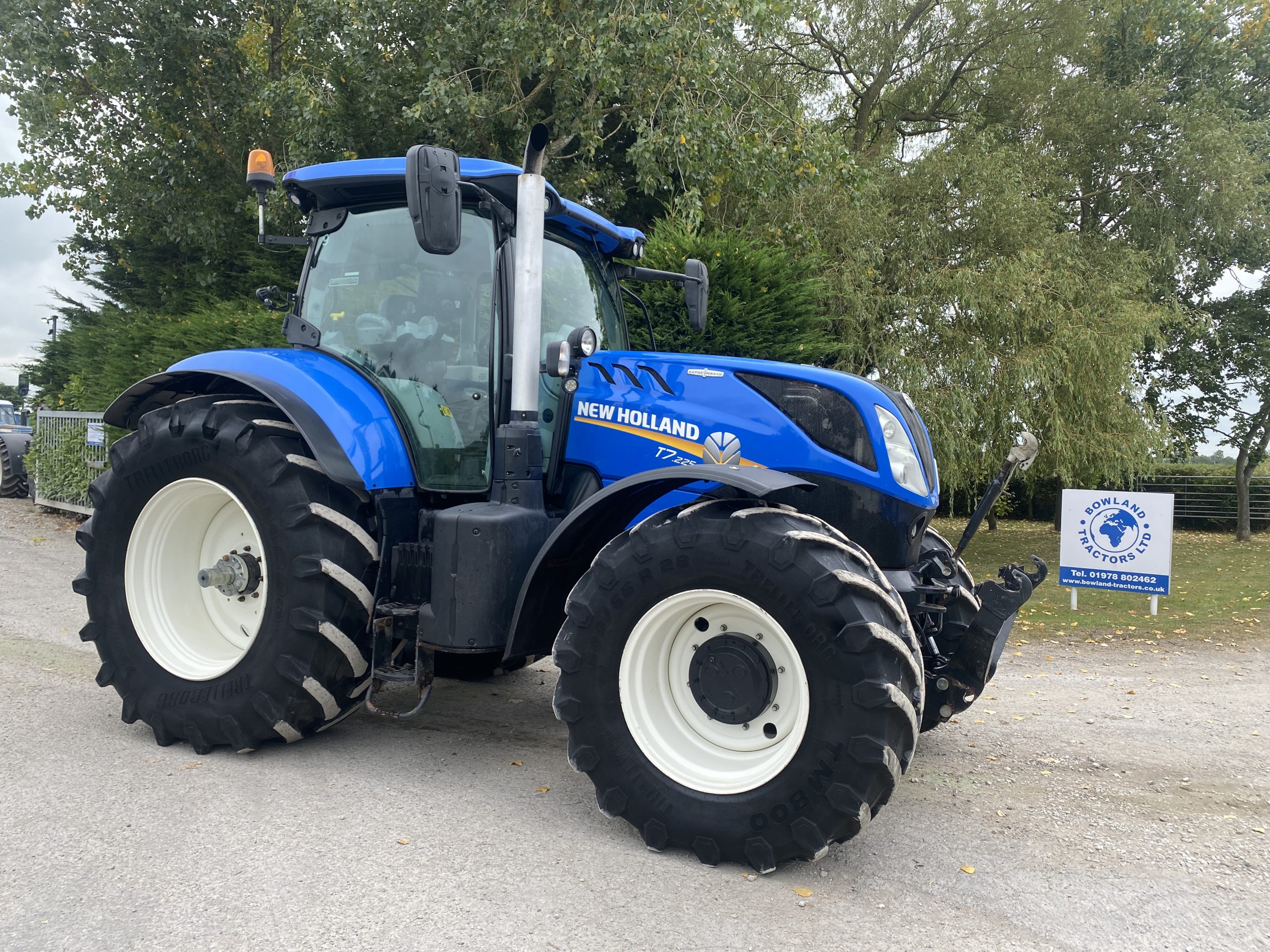 bowland-tractors.co.uk